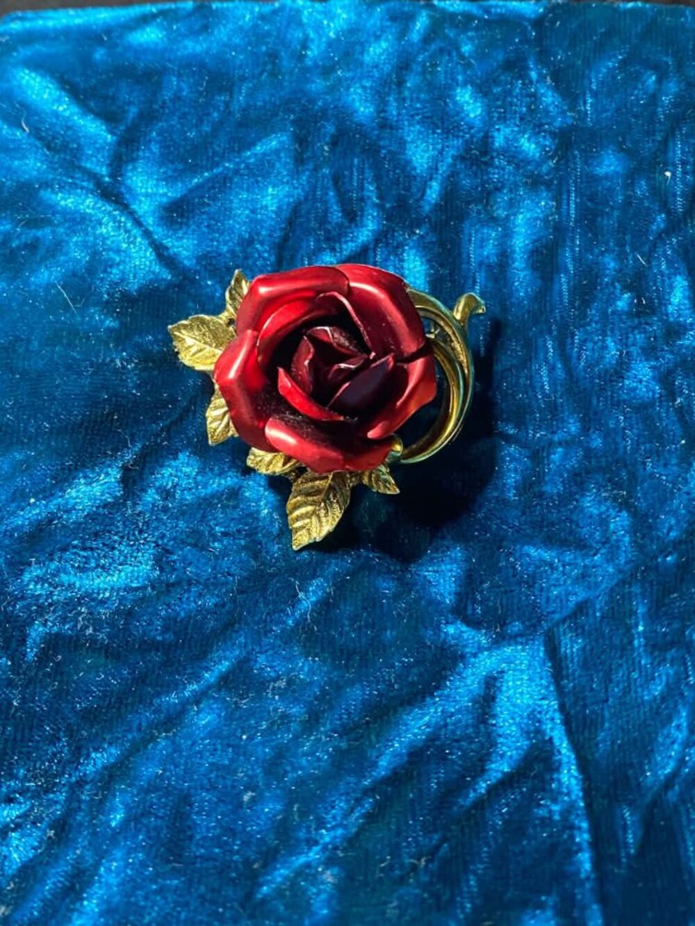 Vintage Antique Gold tone Red Metallic Rose Brooch